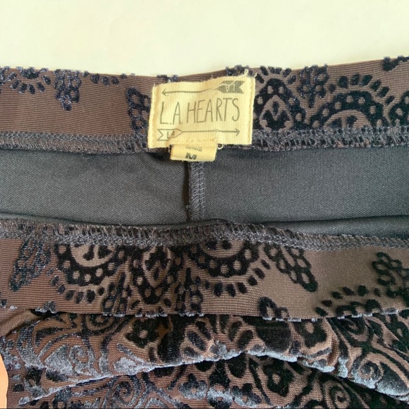 LA Hearts Purple Velvet Flare Mini Skirt - Picture 7 of 8